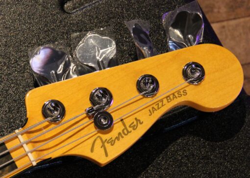 American Ultra Jazz Bass - Image 4